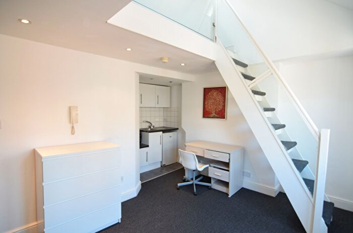 1 Bedroom Studio To Rent In Middle Street, Brighton, BN1