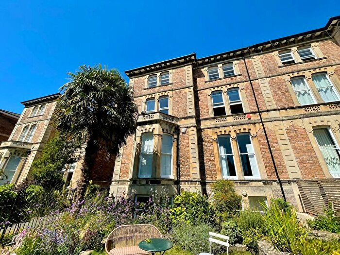 3 Bedroom Flat To Rent In Clifton, Apsley Road, BS8
