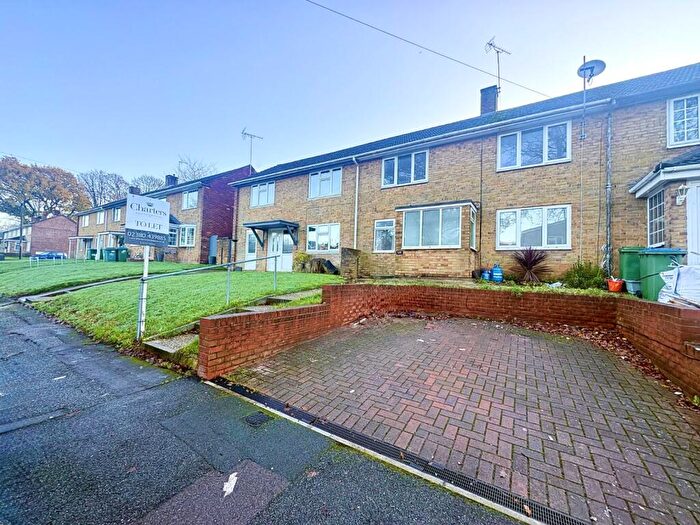 3 Bedroom Terraced House To Rent In Holcroft Road, Southampton, SO19
