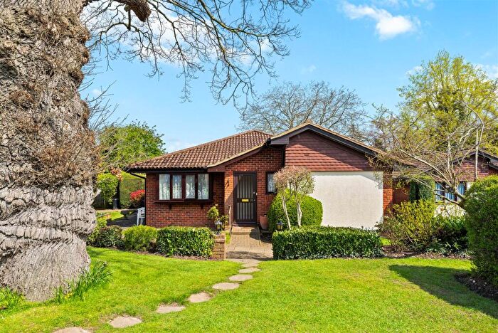 2 Bedroom Semi-Detached Bungalow To Rent In Oakmead Green, Epsom, KT18