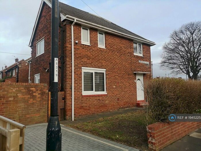 3 Bedroom Semi-Detached House To Rent In Cartwright Road, Sunderland, SR5