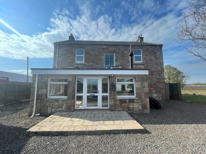4 Bedroom Farm House To Rent In Heatheryknowe Farmhouse, Heatheryknowe Road, Glasgow, G69