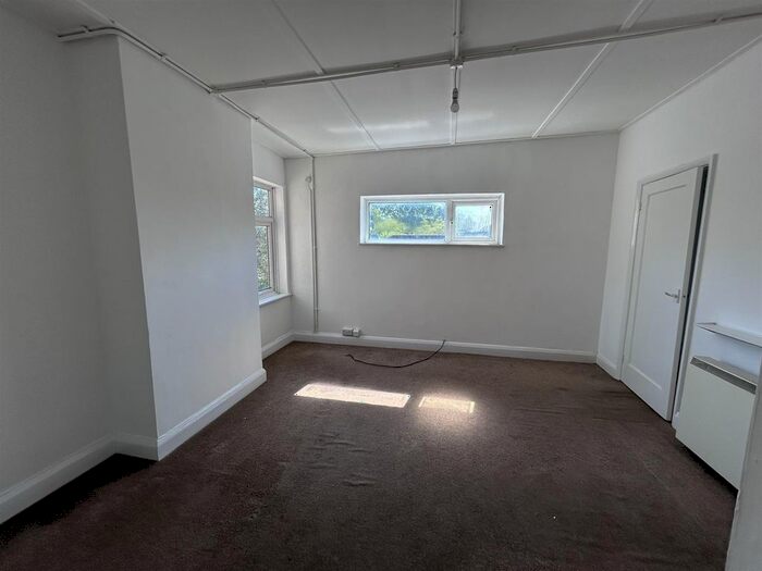 1 Bedroom Flat To Rent In Halfway Street, Sidcup, DA15