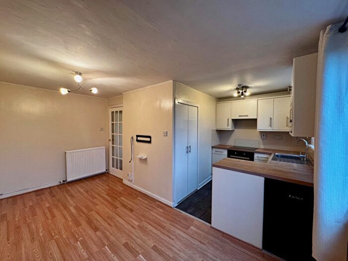 2 Bedroom Flat To Rent In Bank Street, Aberdeen, AB11