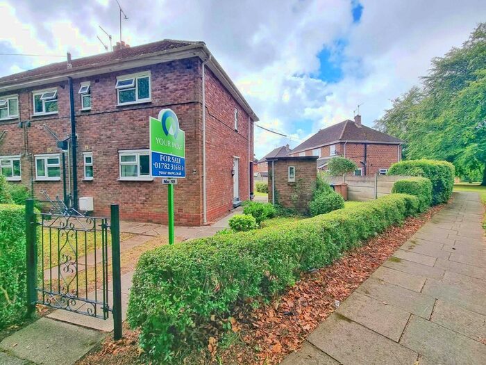 2 Bedroom Flat To Rent In Selby Walk, Stoke-On-Trent, Staffordshire, ST3