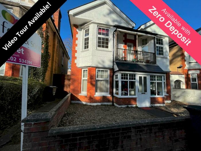 3 Bedroom Garage / Parking To Rent In Maxwell Road, Bournemouth, BH9