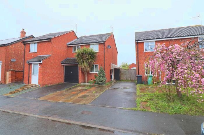 3 Bedroom Semi-Detached House To Rent In Sisson Road, Longlevens, Gloucester, GL2