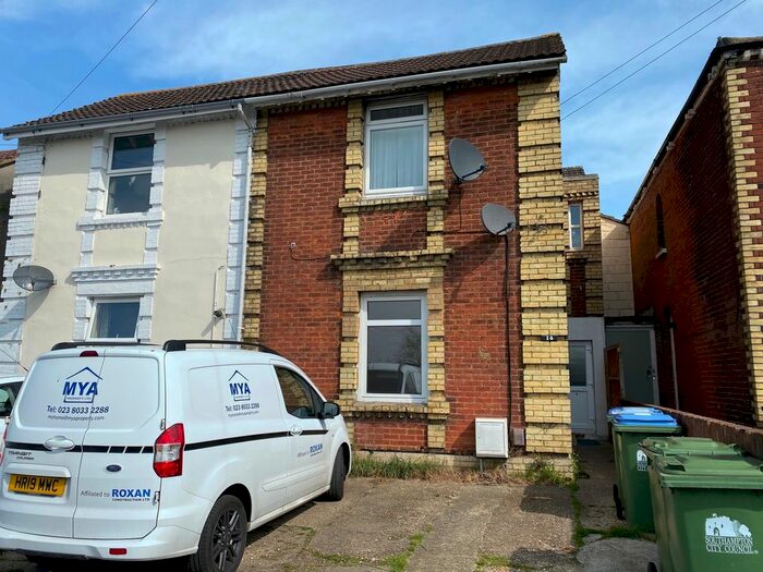 1 Bedroom Terraced House To Rent In Elgin, Southampton, SO15