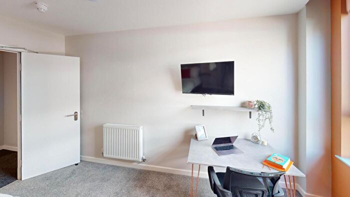 1 Bedroom House To Rent In Fitzhardinge House, Bristol, BS1