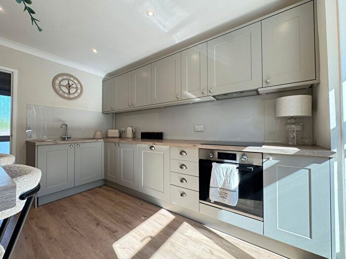 3 Bedroom End Terrace House For Sale In Sycamore Crescent, Norwich, NR2