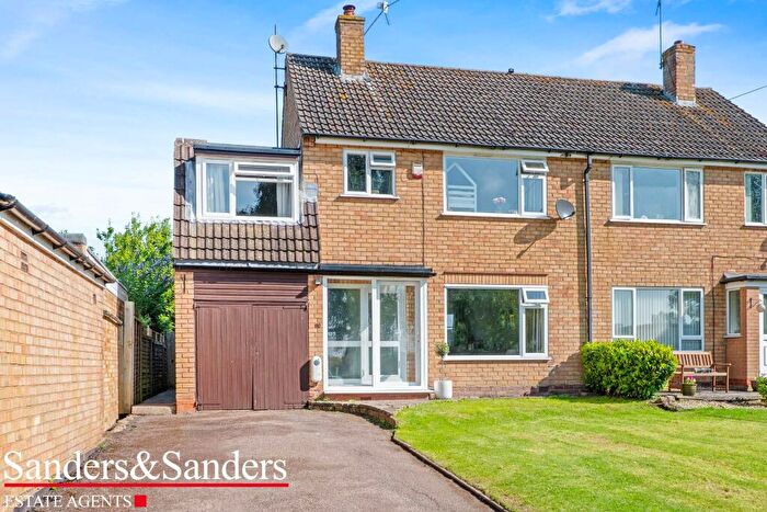 4 Bedroom Semi-Detached House For Sale In School Road, Great Alne, Alcester, B49