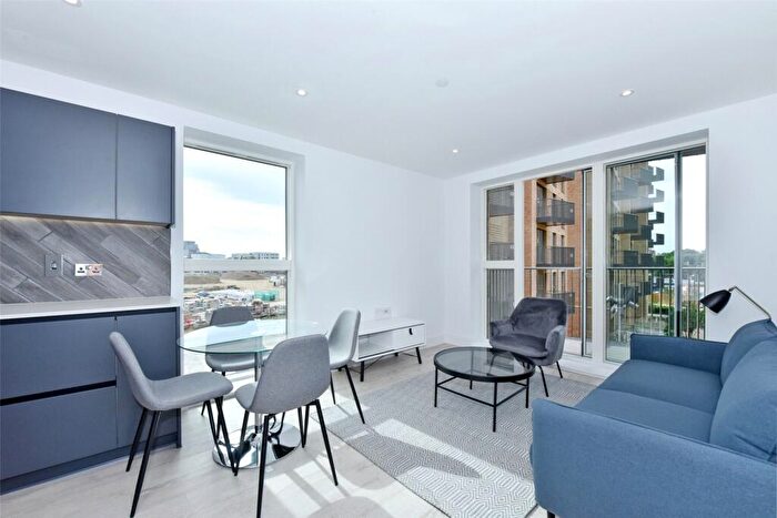 1 Bedroom Apartment To Rent In Artesian House, Memorial Avenue, Slough, SL1