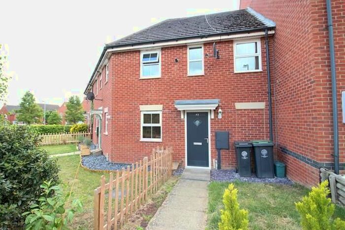 2 Bedroom Maisonette To Rent In Presland Way, Irthlingborough, NN9