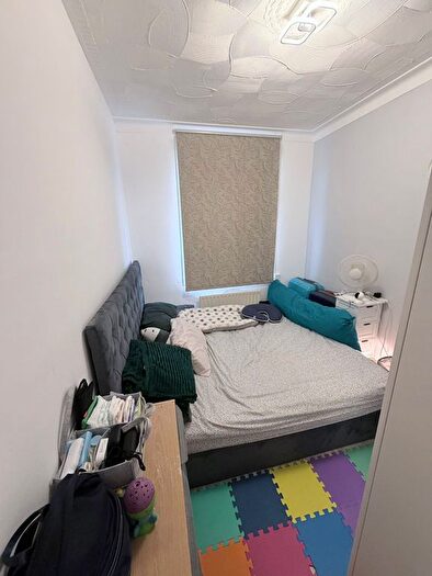 1 Bedroom Flat To Rent In King Street, London, W6