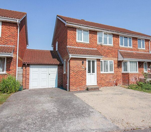 3 Bedroom Semi-Detached House For Sale In Richards Close**Beautifully Presented**Large Sunny Garden** Bedrooms**Extra Living Space**, BS22