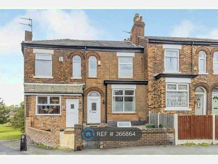 2 Bedroom Terraced House To Rent In Grenville Street, Stockport SK3