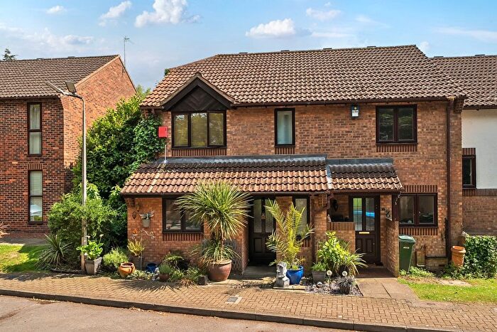 3 Bedroom End Of Terrace House To Rent In The Willows, Mill End, Rickmansworth, WD3