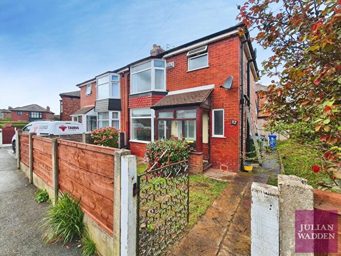 3 Bedroom Semi Detached House To Rent In Masefield Road, Droylsden, Manchester, Greater Manchester, M43