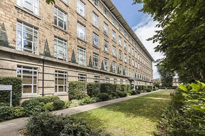 Studio To Rent In Bromyard Avenue, Acton, W3