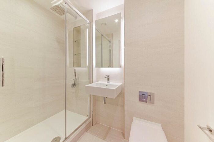 2 Bedroom Flat To Rent In Thonrey Close, Colindale Gardens, Colindale, London, NW9
