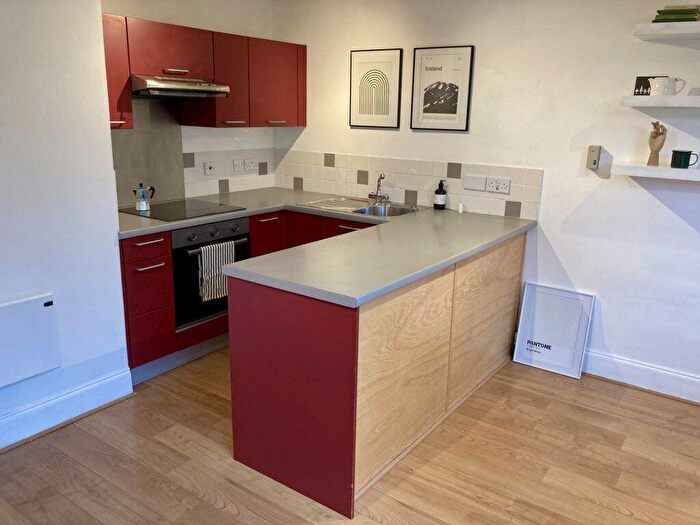 1 Bedroom Flat To Rent In London Road, Stoneygate, Leicester, LE2