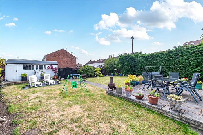 3 Bedroom Detached House For Sale In Chalk Road, Chalk, Kent, DA12