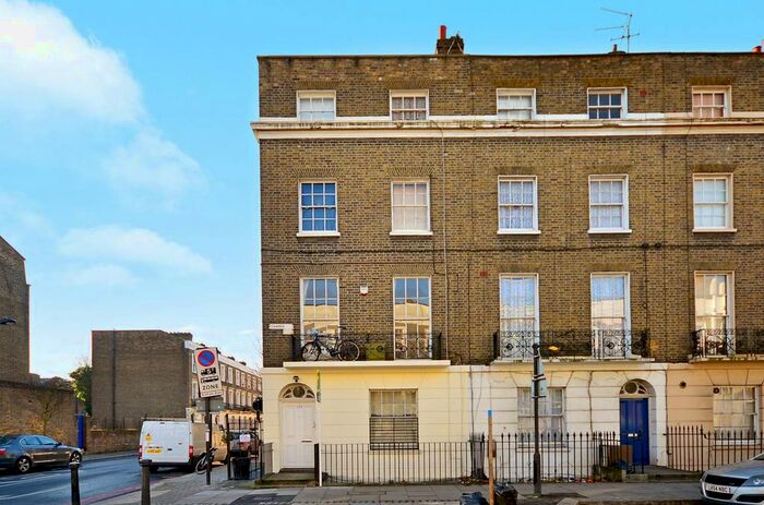 1 Bedroom Flat To Rent In Camden Street, Camden, London, NW1