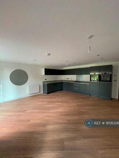 2 Bedroom Flat To Rent In De Normanville Avenue, Leamington Spa, CV31