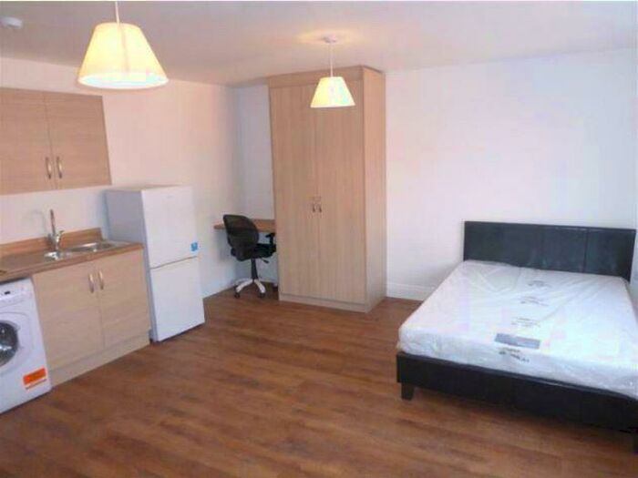 1 Bedroom Apartment To Rent In Market Street, Loughborough, LE11