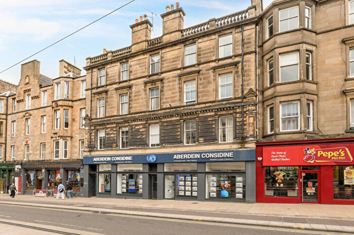 3 Bedroom Flat For Sale In Flat, Elm Row, Broughton, Edinburgh, EH7