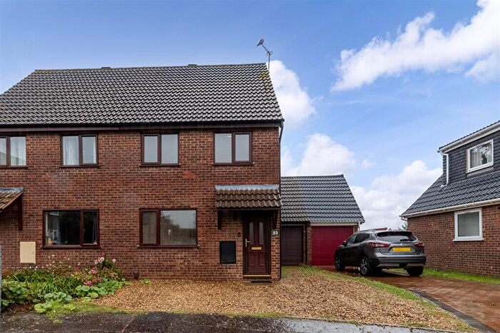 3 Bedroom Semi-Detached House For Sale In Edgefield Close, Old Catton, NR6