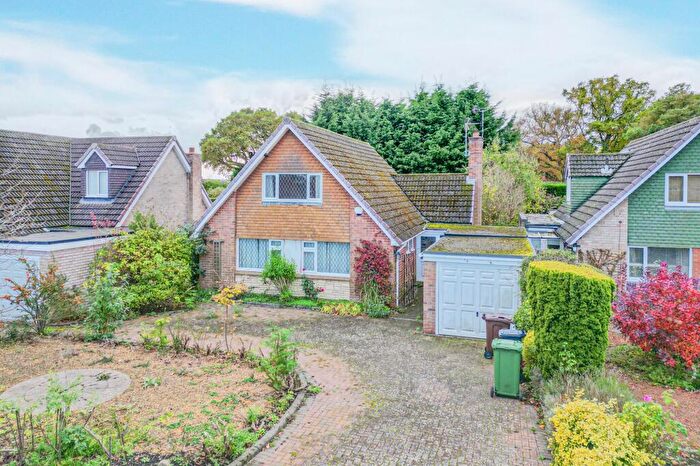 4 Bedroom Bungalow For Sale In Wychwood Avenue, Knowle, B93