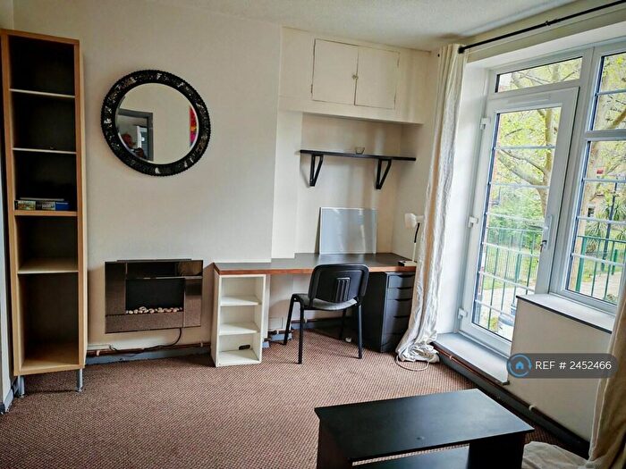 1 Bedroom Flat To Rent In Odessa Street, London, SE16