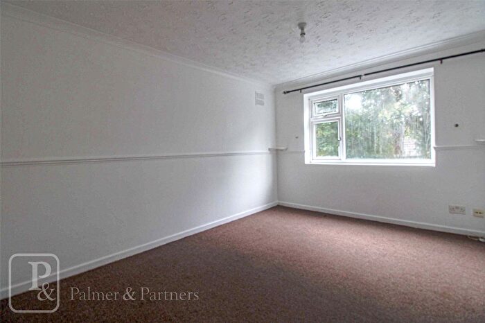 1 Bedroom Flat To Rent In Chilton Court, Belstead Avenue, Ipswich, Suffolk, IP2
