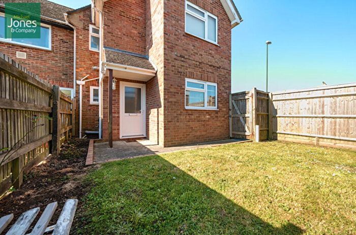 2 Bedroom Flat To Rent In Hammy Lane, Shoreham-by-Sea, West Sussex, BN43