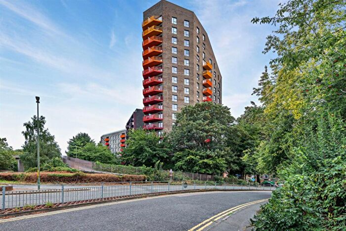 1 Bedroom Apartment For Sale In Waterhouse Avenue, Maidstone, ME14