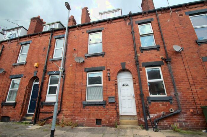 2 Bedroom Terraced House To Rent In Beulah Mount, Woodhouse, Leeds, LS6