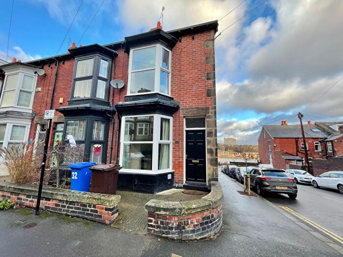 3 Bedroom Property To Rent In Wayland Road, Sheffield, S11