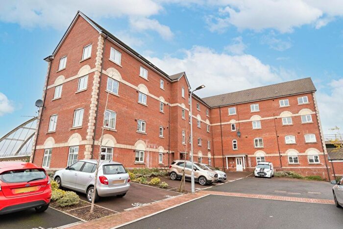 2 Bedroom Flat For Sale In Anderson Grove, Newport, NP19