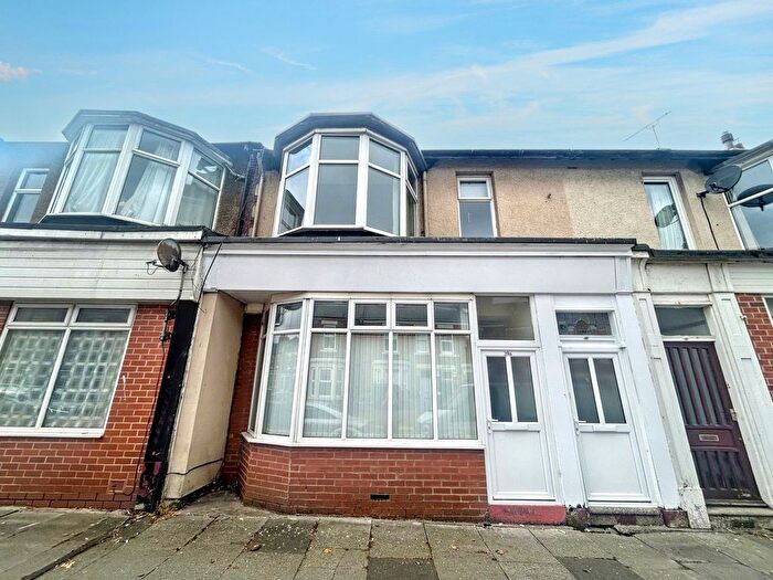 2 Bedroom Maisonette To Rent In Ilfracombe Gardens, Whitley Bay, NE26