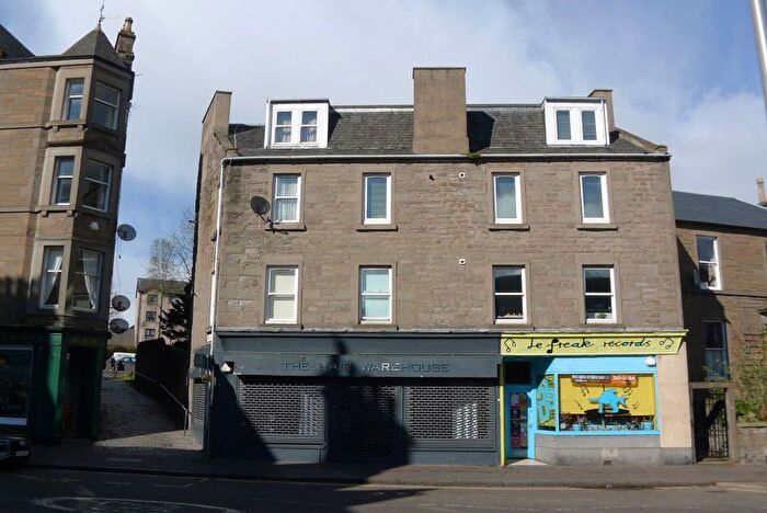 2 Bedroom Flat To Rent In Fords Lane, Flat /L, Dundee, DD2