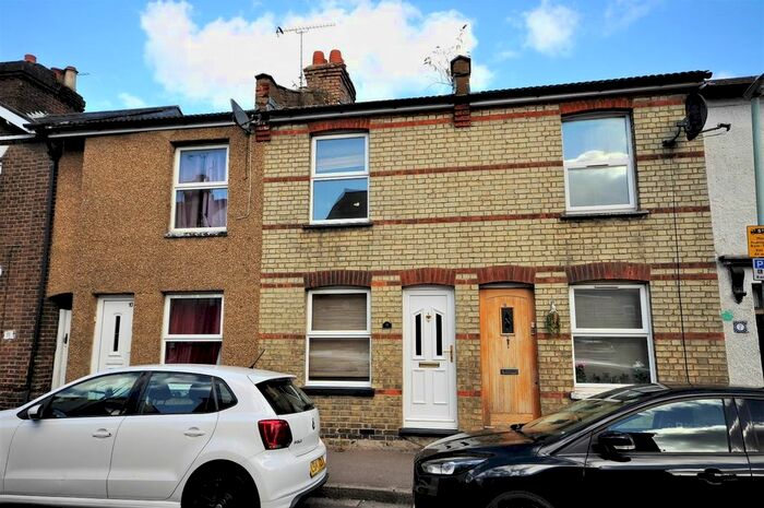 2 Bedroom Terraced House To Rent In Smith Street, Watford, WD18