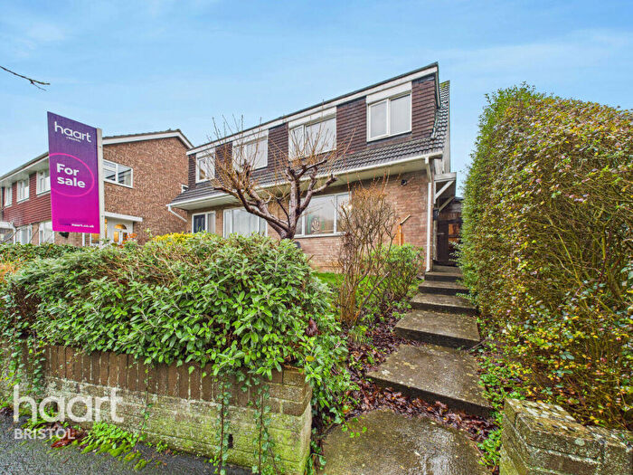 3 Bedroom Semi Detached House For Sale In Ash Close, Bristol, BS34