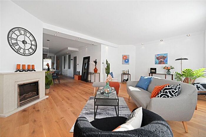 2 Bedroom Property To Rent In Archer Street, London, W1D