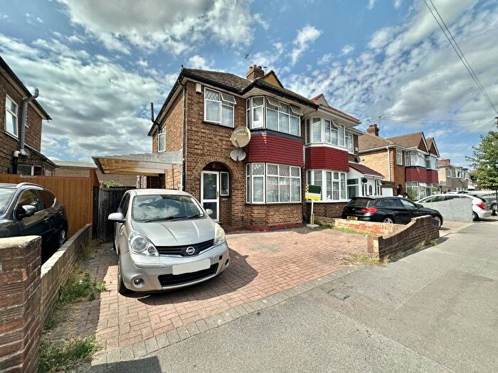 3 Bedroom Property For Sale In Nield Road, Hayes, UB3