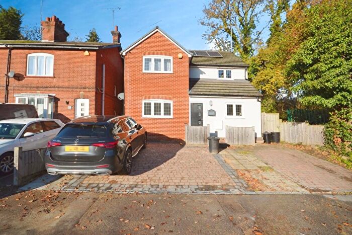 2 Bedroom Ground Maisonette To Rent In Alexander Lane, Brentwood, Essex, CM13