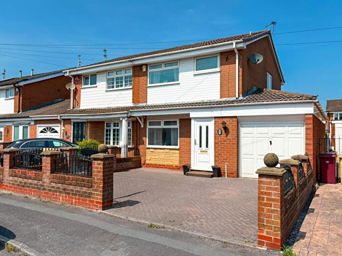 3 Bedroom Semi-Detached House For Sale In Hereford Crescent, Little Lever, Bolton, BL3