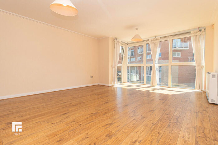 2 Bedroom Apartment To Rent In Rio House, Century Wharf, Cardiff Bay, CF10