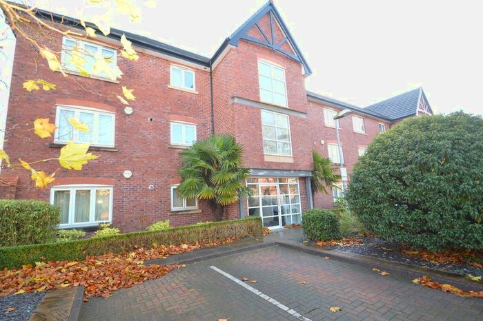 2 Bedroom Flat To Rent In Waterside, Sale, M33