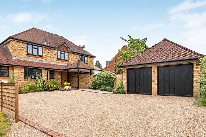 4 Bedroom Detached House For Sale In Gilmais, Great Bookham, Bookham, Leatherhead, KT23